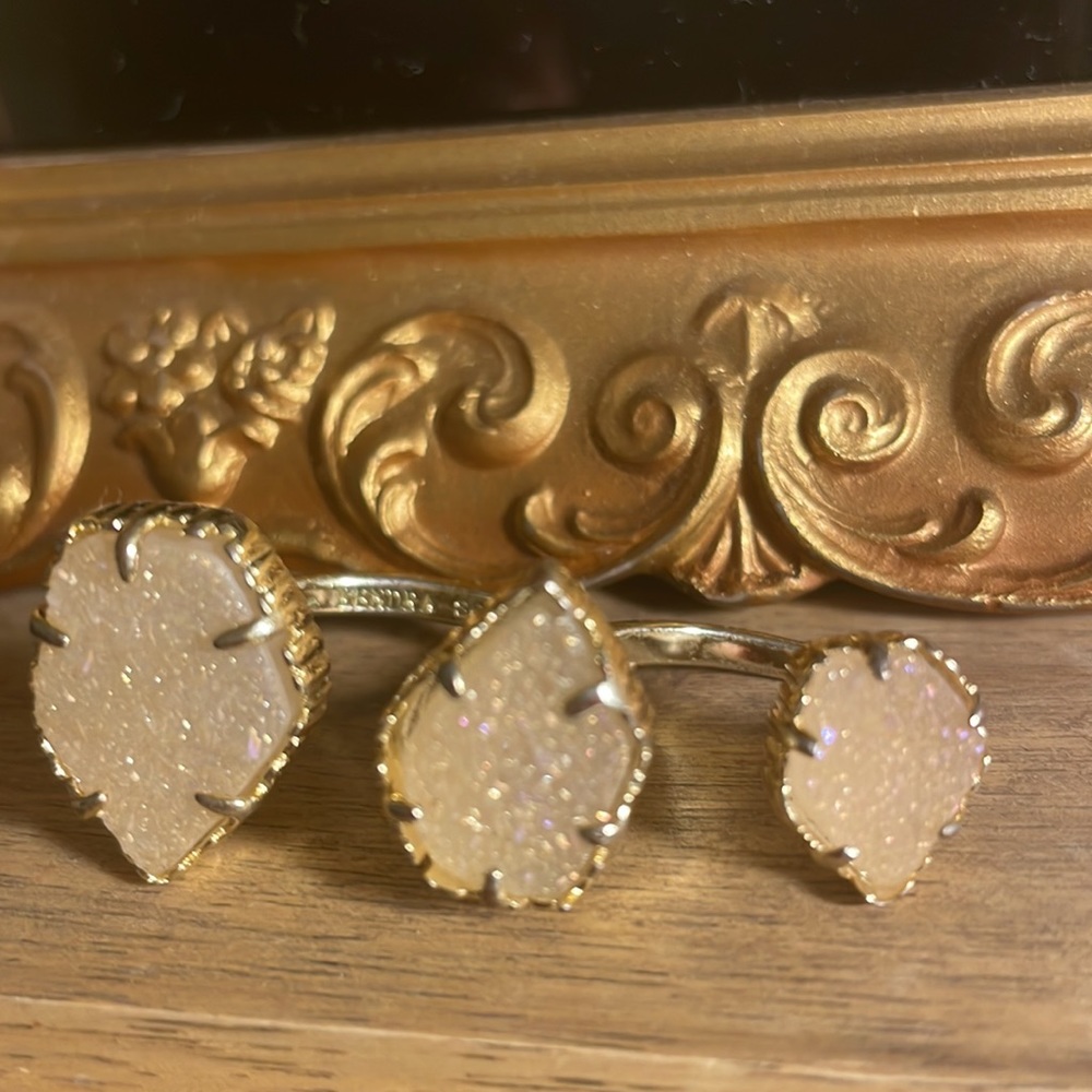 Kendra Scott three finger ring